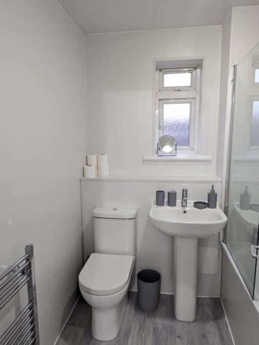 3 Bedroom Apartment Sleeps 8 EDI Eksteriør bilde